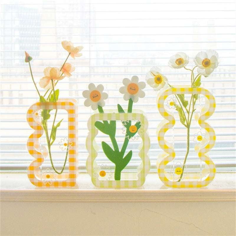 acrylic flower vase, daisy sun vase, plaid daisy vase - available at Sparq Mart