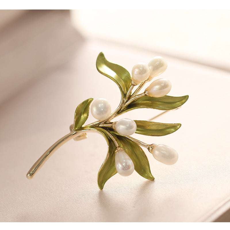 Elegant Pin Jewelry, Pastoral Style Pin, Pearl Leaf Brooch - available at Sparq Mart