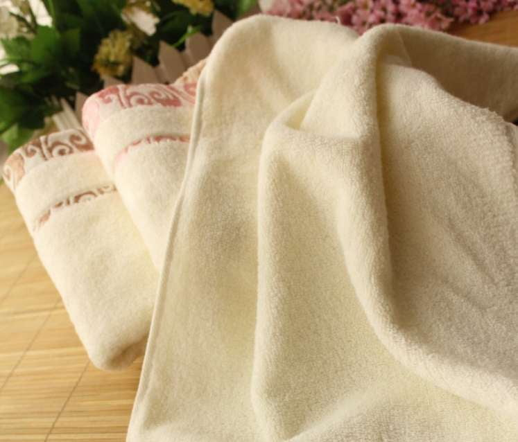 crepe-free face towel, Luxurious jacquard face towel, pure cotton face towel - available at Sparq Mart