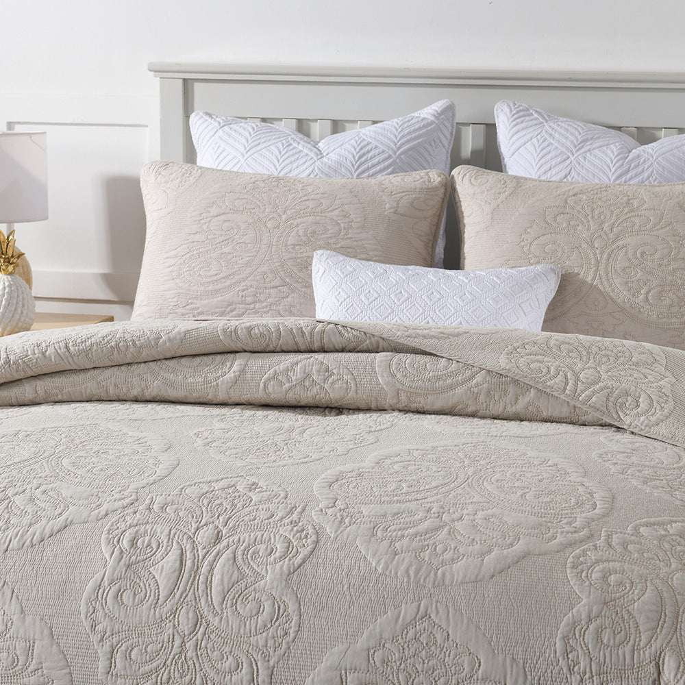 Quilted bed cover, three-piece sheets, white quilted sheets - available at Sparq Mart